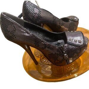 Iron Fist  size 9 skull platform heels worn once